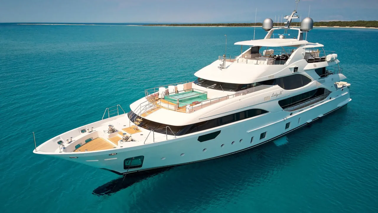 Benetti Crystal 140 – Lady MRD