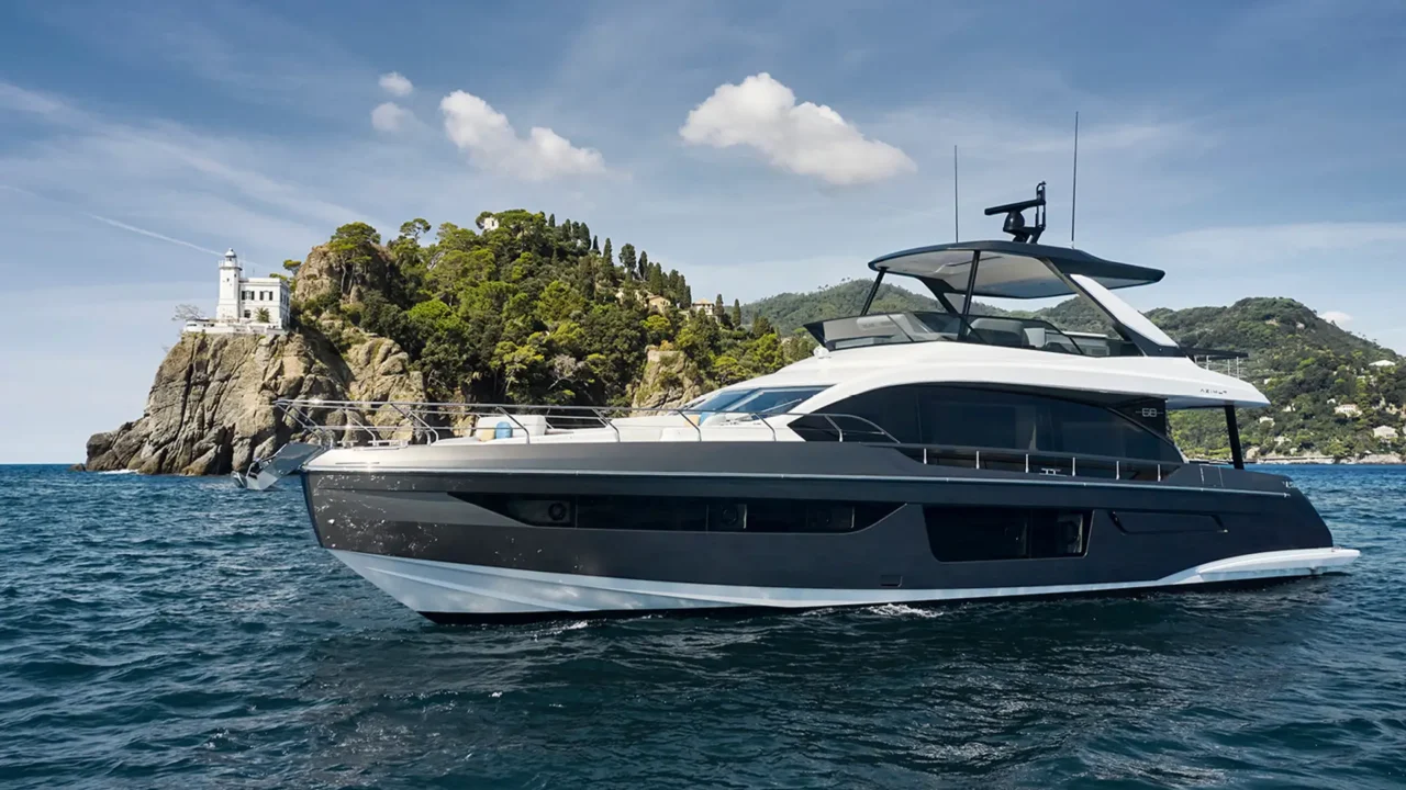 2025 Azimut 68